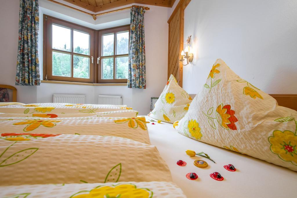 Ferienhaus Niedermoser Leogang Habitación foto